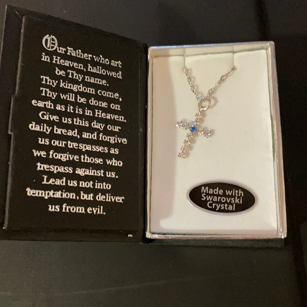 Silver necklace with Swarovski Crystal cross